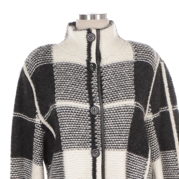 Escada Mohair/Wool Blend Belted Coat NWT - Picture 3 of 9